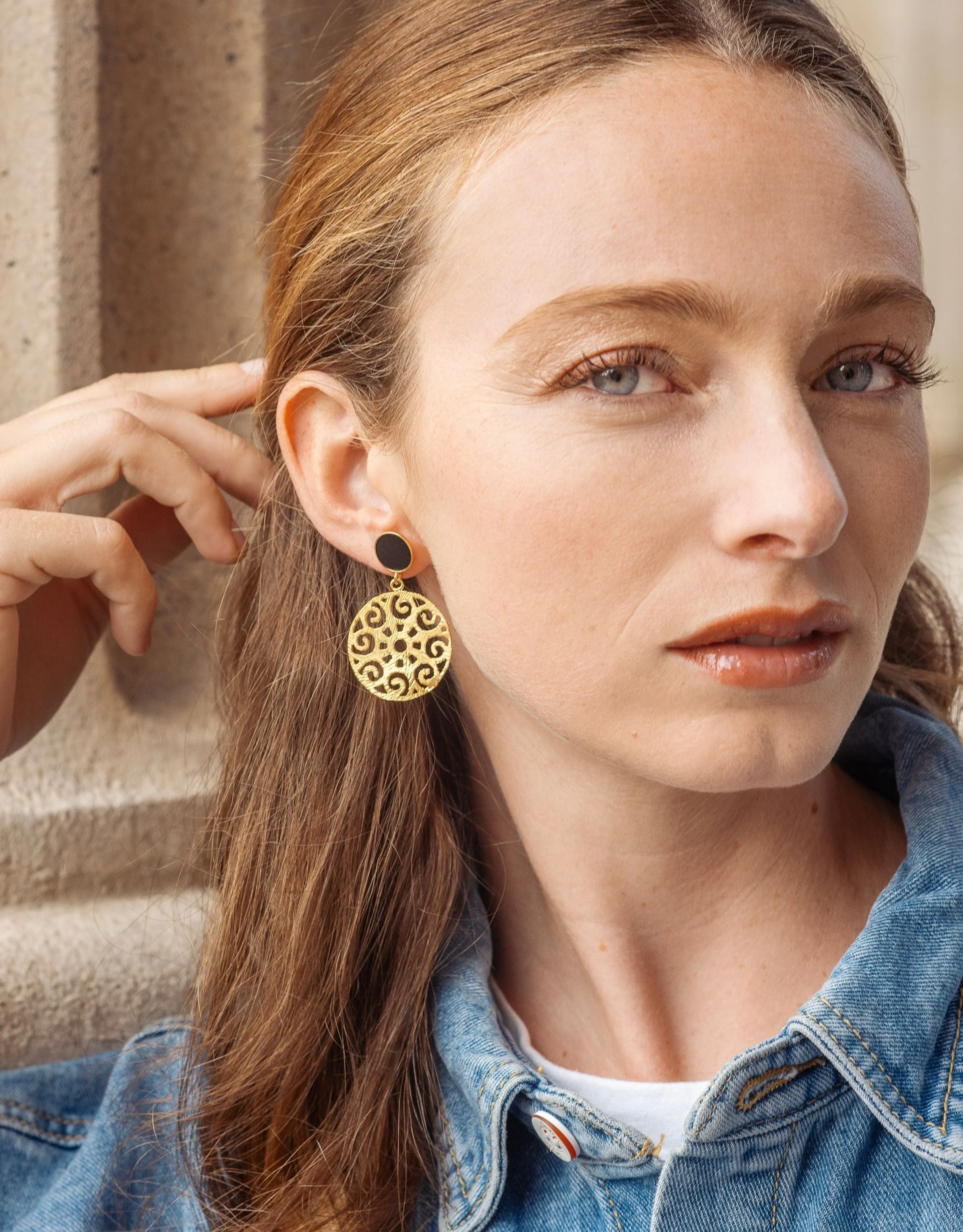 Grace 24ct Gold Plated Stud Earrings | Black & Gold
